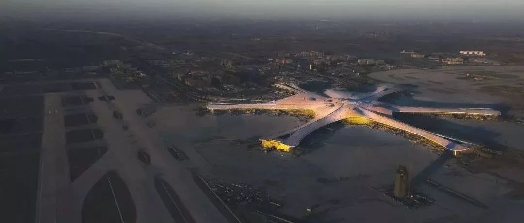 中国最魔幻的超级机场，昨天首飞飞飞飞飞飞！