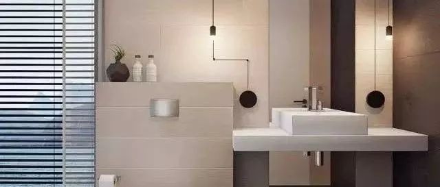 卫生间装浴缸好，还是淋浴房好？