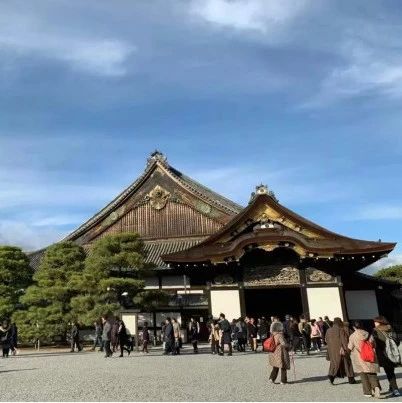 换双眼睛看日本